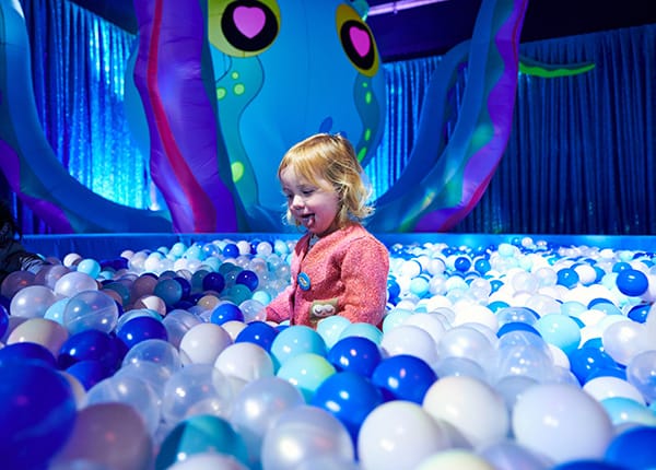 A Multisensory Imaginative Experience - Dreamland Imaginarium in Manchester: An Interactive Experience